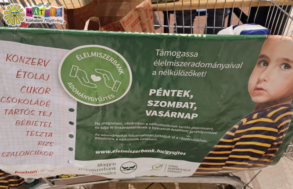 Bohócdoktorok az élelmiszerbankon keresztül segítettek