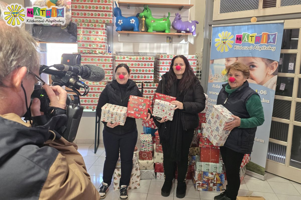 Bohócdoktorok cipősdoboz hadműveletben