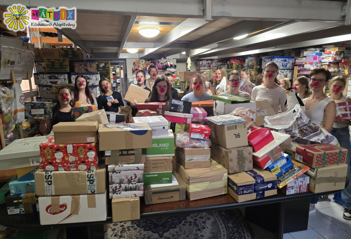 Bohócdoktorok cipősdoboz hadműveletben