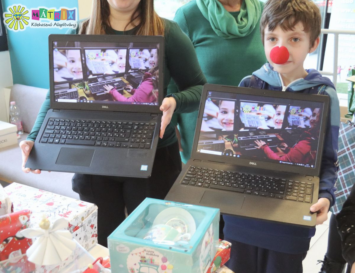 Számítógép Álom: bohócdoktorok a tehetséggondozásért, az esélyegyenlőségért