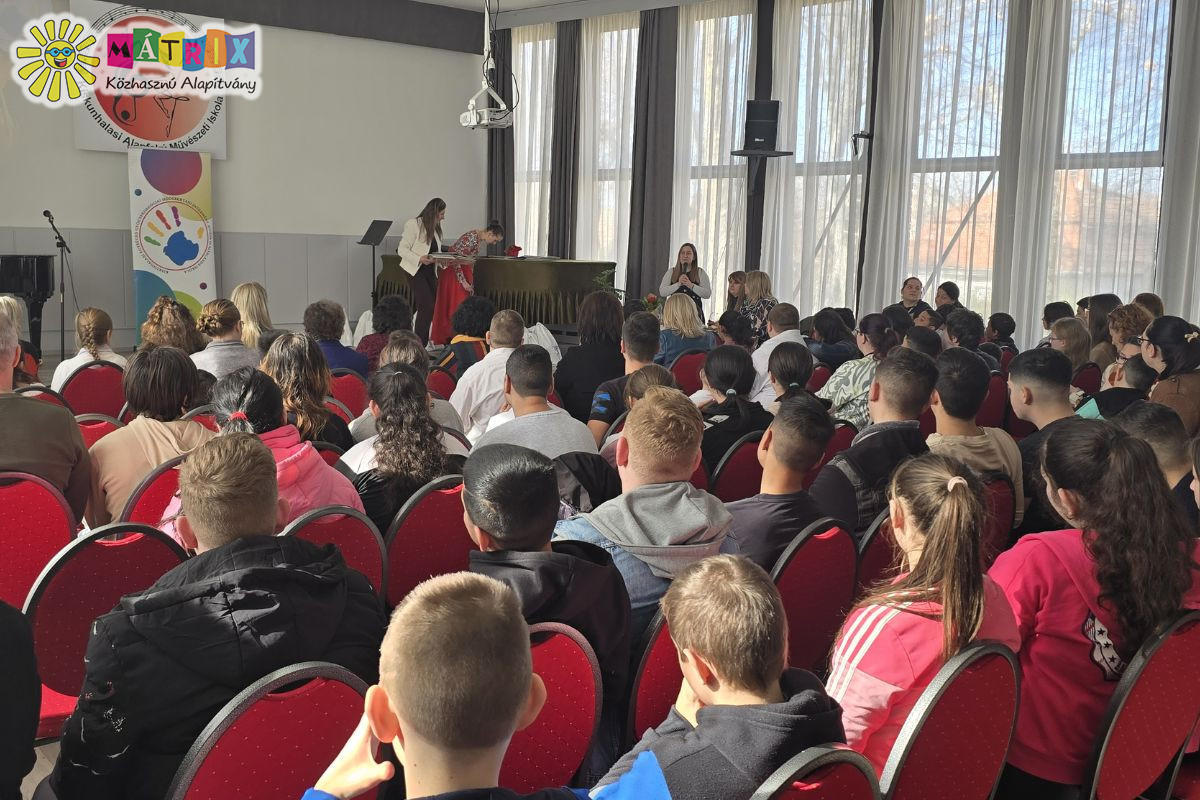 A végére mindenki bohócdoktorrá változott a verses–mesemondó versenyen