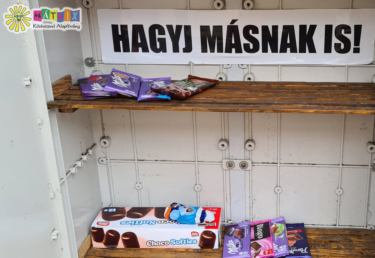 A Bohócdoktorok mindenkire gondolnak - ételosztás
