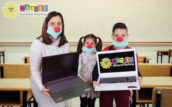 Számítógép adomány - gyermekek támogatása