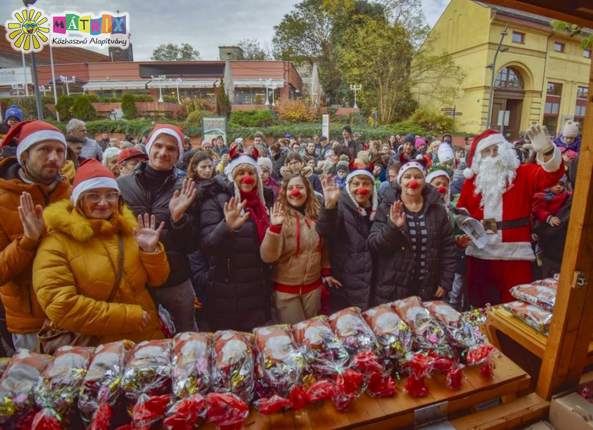 Mikulás és Bohócdoktorok gyermekek támogatása