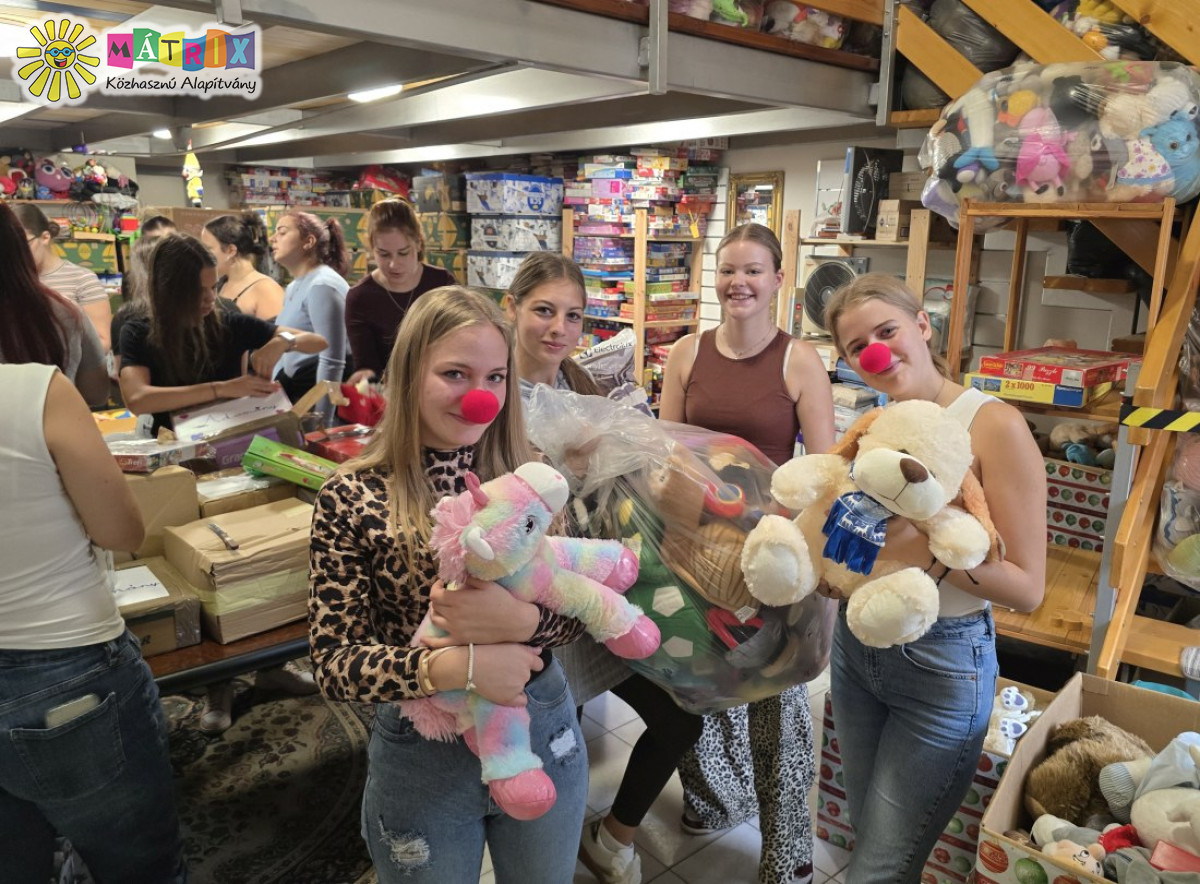 Segíts Te is a Bohócdoktoroknak